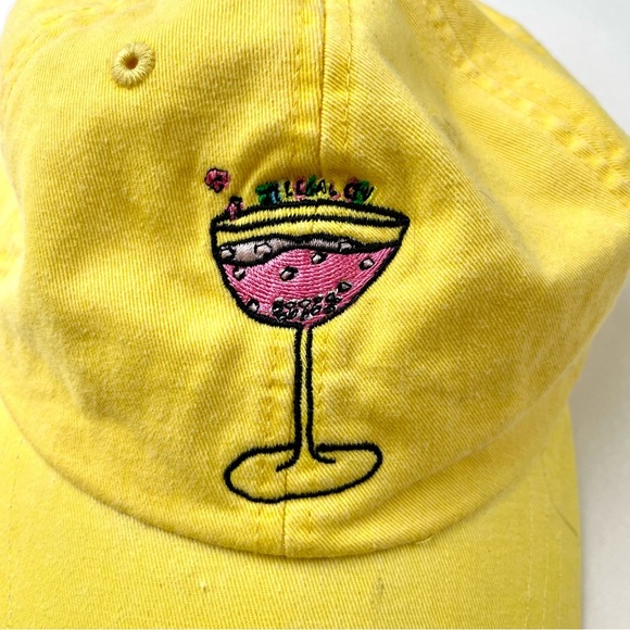 Yellow Cap illegal civilization - Picture 2 of 4